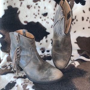 Very Volitale ankle boots